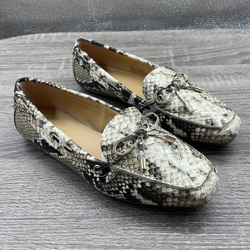 NEW! Talbots Snakeskin Ivory Black Becca Tie Loafers. 5M.